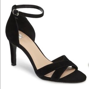 BP Laila Cross Strap Sandal (Size 6)